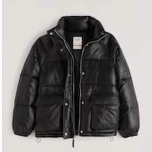 Abercrombie & Fitch Oversized Utility Puffer Jacket